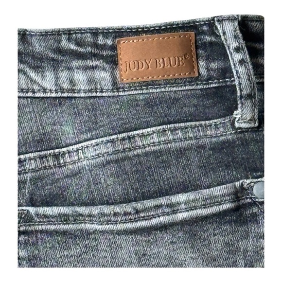 JUDY BLUE Gray Distressed Skinny Jeans - Size 11/30 - PERFECT CONDITION! - Picture 3 of 8